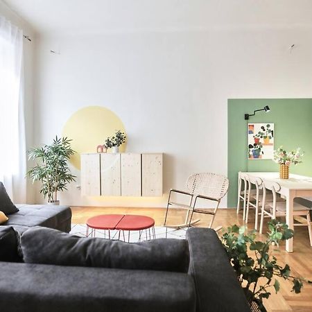 Unwind In Style W Sauna Dsgn 2Br Home Budapesta Exterior foto