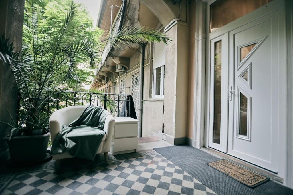 Unwind In Style W Sauna Dsgn 2Br Home Budapesta Exterior foto