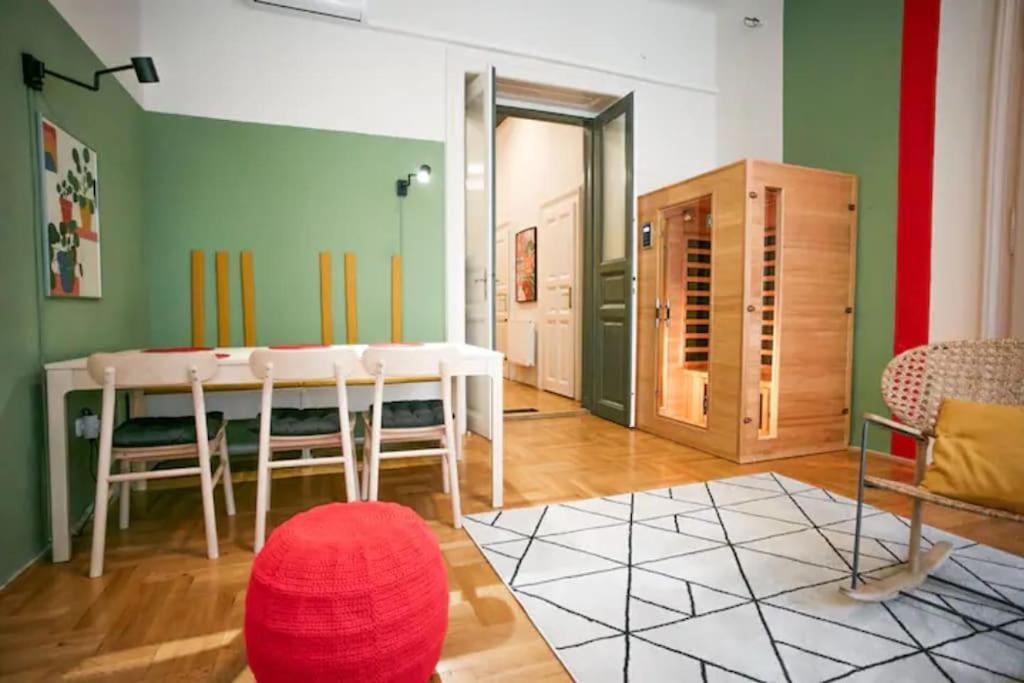 Unwind In Style W Sauna Dsgn 2Br Home Budapesta Exterior foto