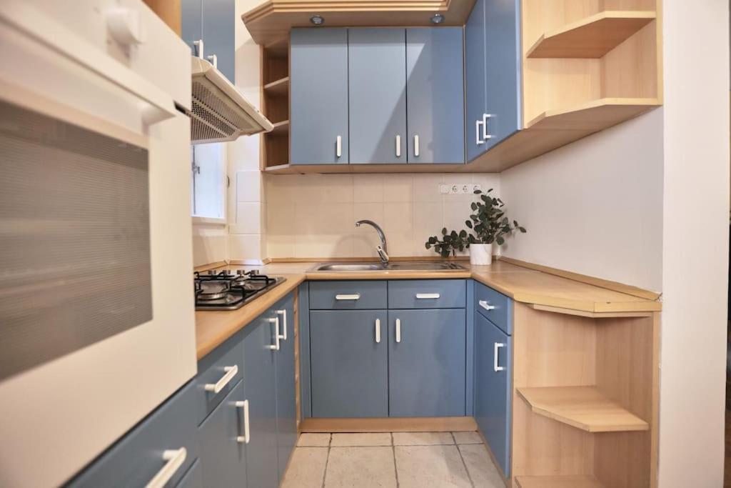 Unwind In Style W Sauna Dsgn 2Br Home Budapesta Exterior foto